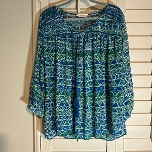 TWO By VINCE CAMUTO Patterned Women's Top